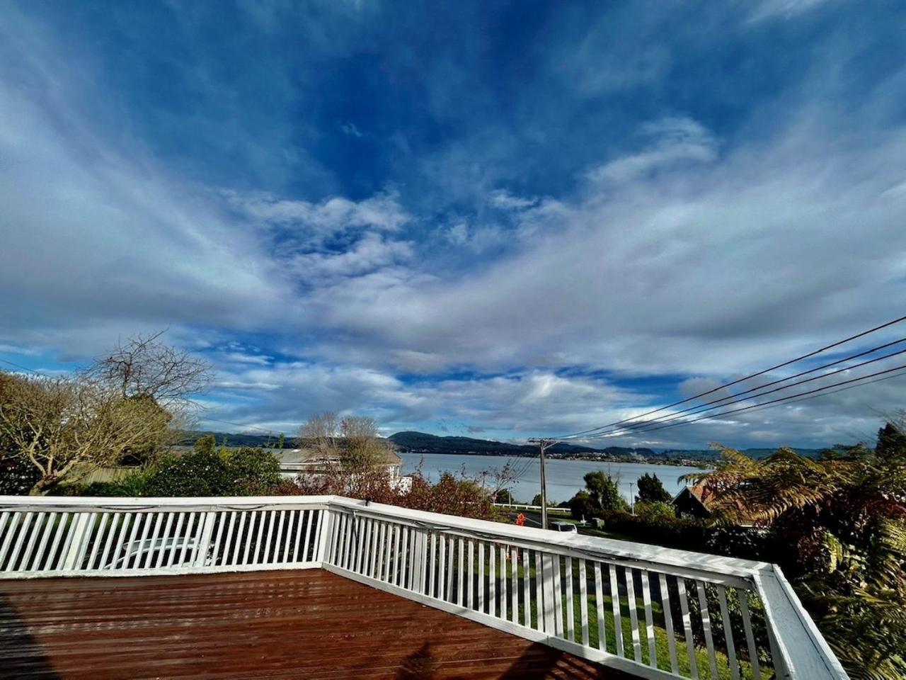 Premium Lake View Home 罗托鲁阿 外观 照片