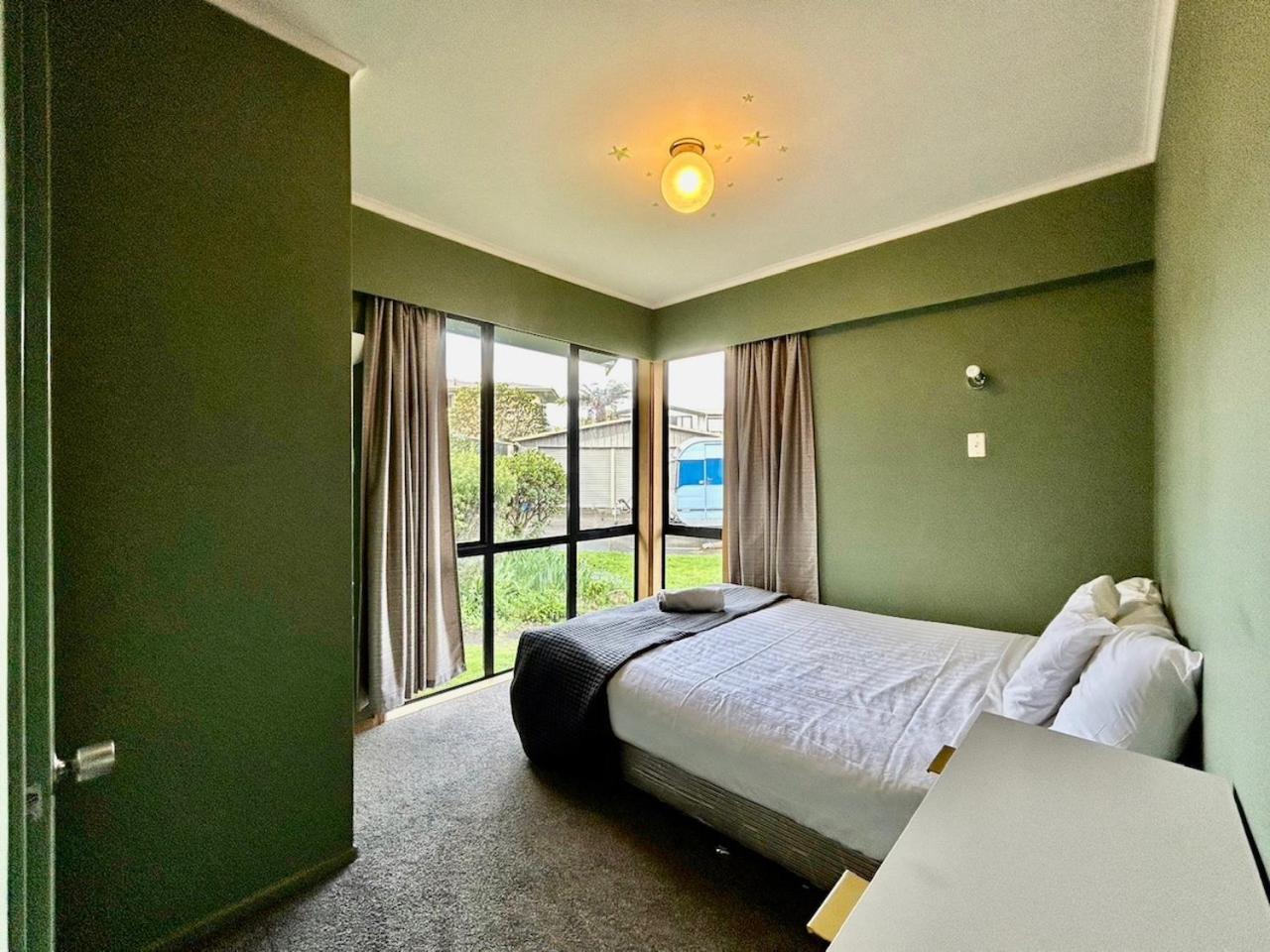 Premium Lake View Home 罗托鲁阿 外观 照片