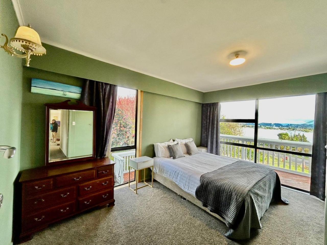 Premium Lake View Home 罗托鲁阿 外观 照片