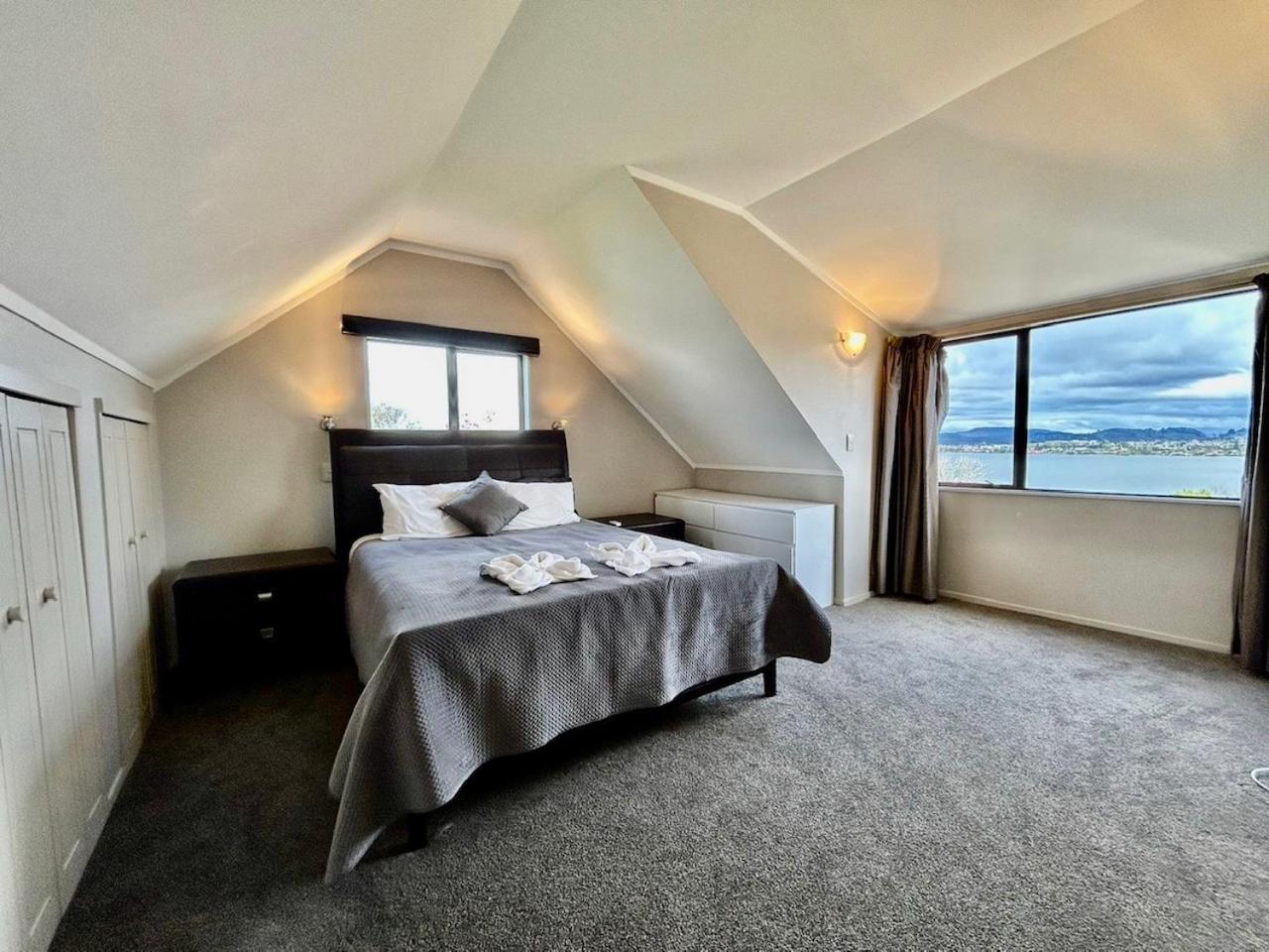 Premium Lake View Home 罗托鲁阿 外观 照片
